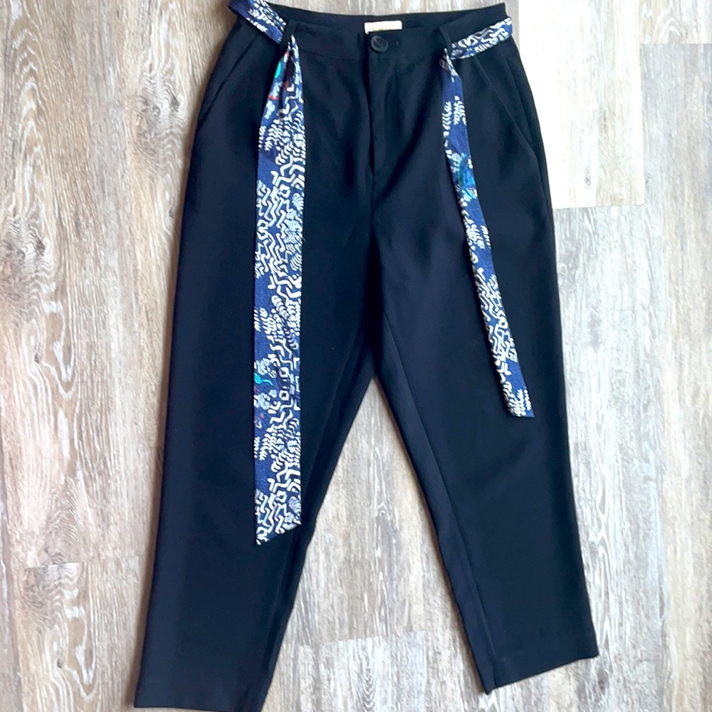 ankle black pants, great material, never worn because didn't fit, birthday gift